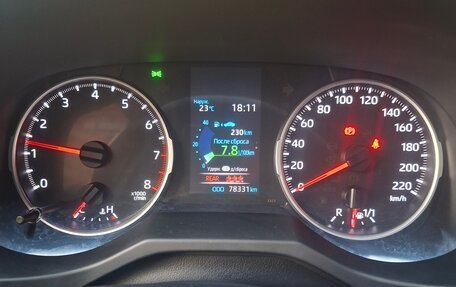 Toyota RAV4, 2020 год, 3 050 000 рублей, 14 фотография