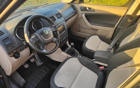 Skoda Yeti I рестайлинг, 2012 год, 1 000 000 рублей, 7 фотография