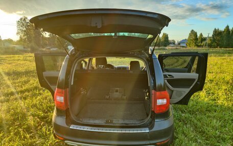 Skoda Yeti I рестайлинг, 2012 год, 1 000 000 рублей, 11 фотография