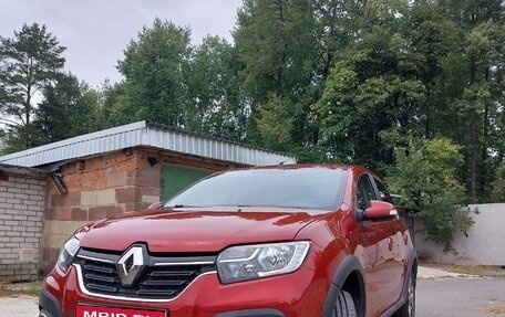 Renault Logan II, 2021 год, 1 400 000 рублей, 1 фотография