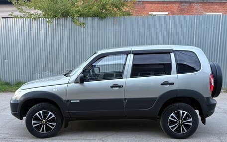 Chevrolet Niva I рестайлинг, 2012 год, 509 000 рублей, 5 фотография