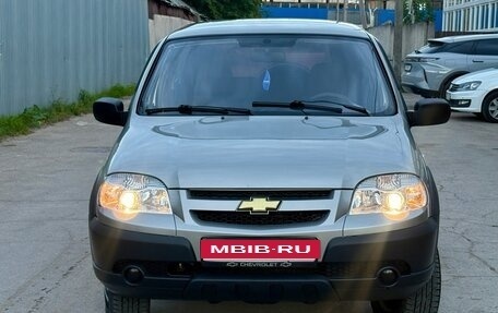 Chevrolet Niva I рестайлинг, 2012 год, 509 000 рублей, 2 фотография