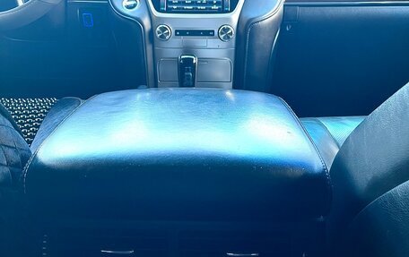 Toyota Land Cruiser 200, 2015 год, 4 380 000 рублей, 15 фотография