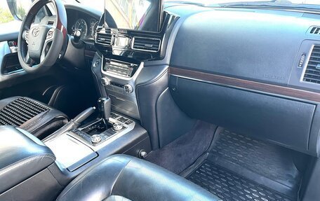 Toyota Land Cruiser 200, 2015 год, 4 380 000 рублей, 7 фотография