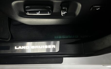 Toyota Land Cruiser 200, 2015 год, 4 380 000 рублей, 4 фотография