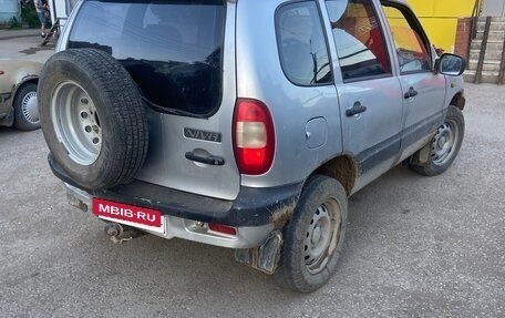 Chevrolet Niva I рестайлинг, 2004 год, 205 000 рублей, 4 фотография