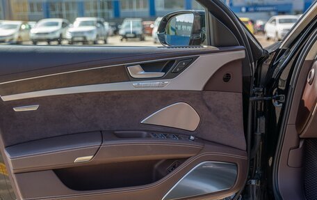 Audi A8, 2016 год, 2 400 000 рублей, 10 фотография