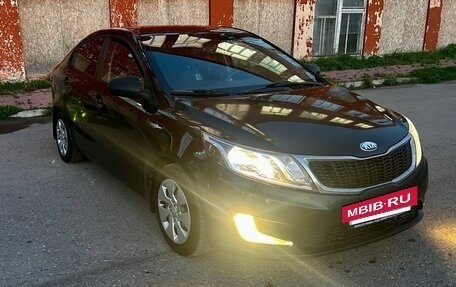 KIA Rio III рестайлинг, 2013 год, 700 000 рублей, 2 фотография
