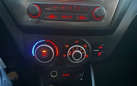 KIA Rio III рестайлинг, 2013 год, 700 000 рублей, 14 фотография