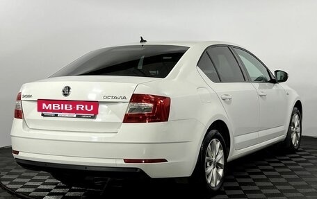 Skoda Octavia, 2019 год, 1 800 000 рублей, 5 фотография