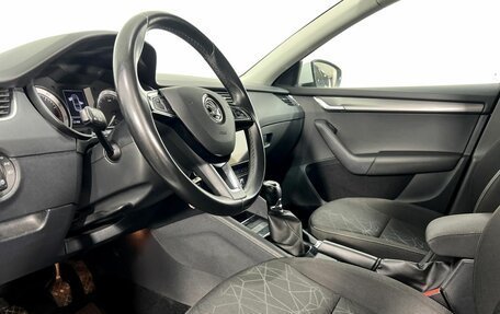 Skoda Octavia, 2019 год, 1 800 000 рублей, 7 фотография