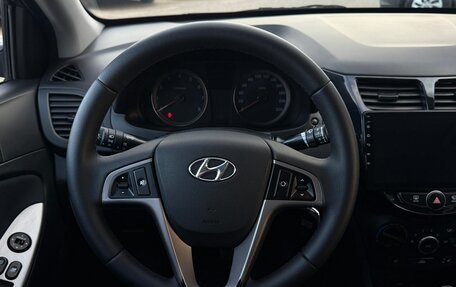 Hyundai Solaris II рестайлинг, 2014 год, 1 085 000 рублей, 15 фотография