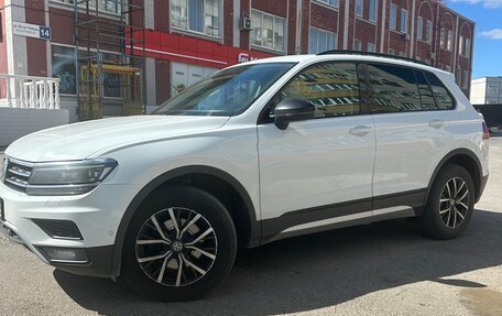 Volkswagen Tiguan II, 2019 год, 1 770 000 рублей, 3 фотография