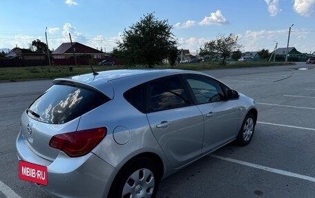 Opel Astra J, 2010 год, 600 000 рублей, 5 фотография