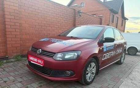 Volkswagen Polo VI (EU Market), 2014 год, 890 000 рублей, 3 фотография