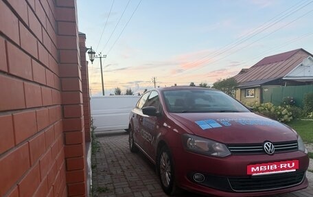 Volkswagen Polo VI (EU Market), 2014 год, 890 000 рублей, 2 фотография