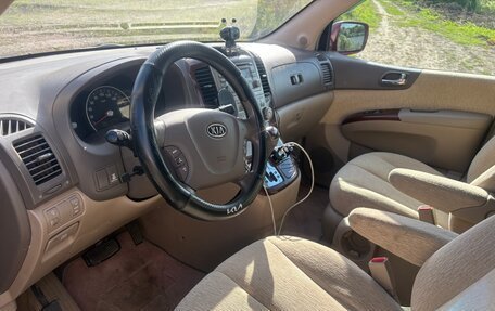 KIA Carnival III, 2007 год, 830 000 рублей, 8 фотография