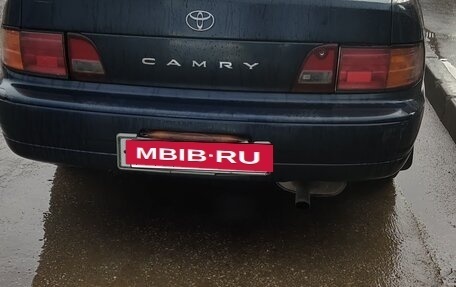 Toyota Camry V40, 1995 год, 150 000 рублей, 4 фотография