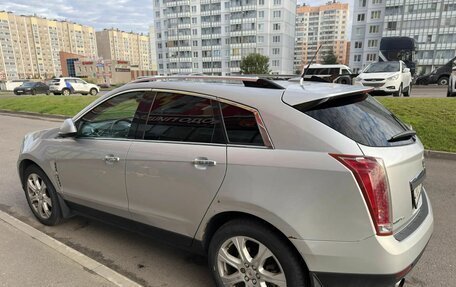 Cadillac SRX II рестайлинг, 2011 год, 1 100 000 рублей, 2 фотография