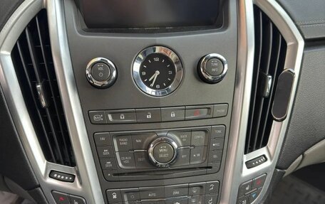 Cadillac SRX II рестайлинг, 2011 год, 1 100 000 рублей, 14 фотография