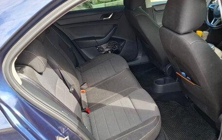 Skoda Rapid I, 2014 год, 970 000 рублей, 14 фотография