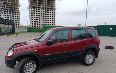 Chevrolet Niva I рестайлинг, 2016 год, 450 000 рублей, 3 фотография