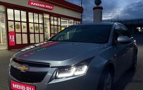 Chevrolet Cruze II, 2011 год, 650 000 рублей, 4 фотография