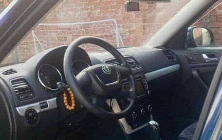 Skoda Yeti I рестайлинг, 2013 год, 800 000 рублей, 7 фотография