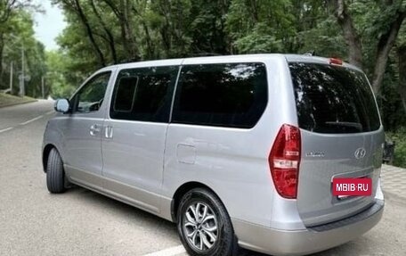 Hyundai H-1 II рестайлинг, 2021 год, 2 950 000 рублей, 5 фотография