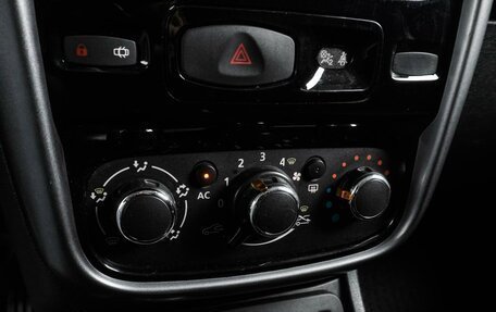 Renault Duster I рестайлинг, 2012 год, 899 000 рублей, 16 фотография