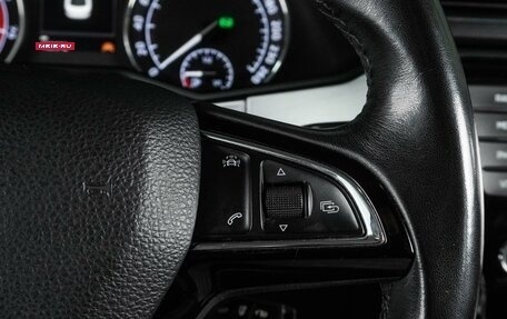 Skoda Superb III рестайлинг, 2017 год, 1 749 000 рублей, 18 фотография
