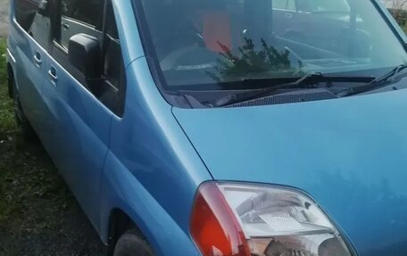 Honda Mobilio I, 2002 год, 450 000 рублей, 2 фотография