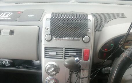Honda Mobilio I, 2002 год, 450 000 рублей, 6 фотография