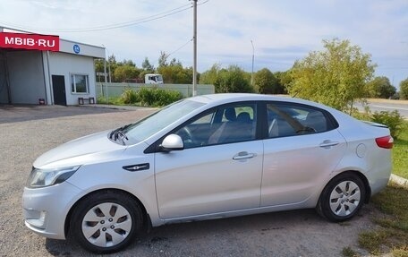 KIA Rio III рестайлинг, 2011 год, 870 000 рублей, 2 фотография
