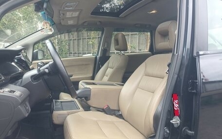 Honda FR-V, 2008 год, 900 000 рублей, 8 фотография