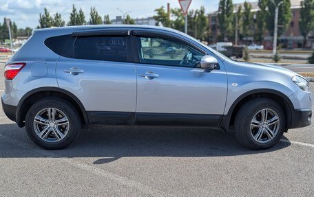 Nissan Qashqai, 2011 год, 990 000 рублей, 2 фотография