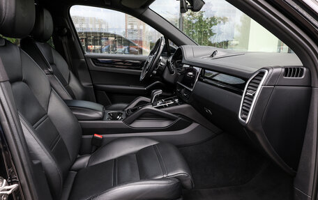 Porsche Cayenne III, 2020 год, 6 998 000 рублей, 10 фотография