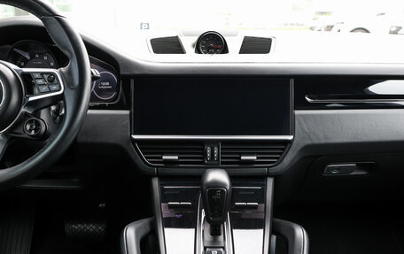 Porsche Cayenne III, 2020 год, 6 998 000 рублей, 16 фотография