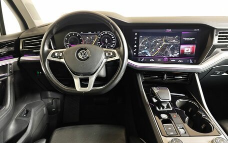 Volkswagen Touareg III, 2020 год, 4 231 000 рублей, 20 фотография