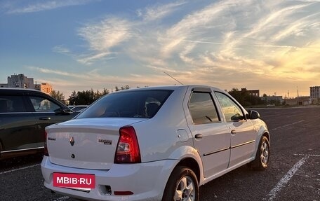 Renault Logan I, 2012 год, 325 000 рублей, 3 фотография