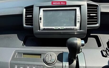 Honda Freed I, 2010 год, 600 000 рублей, 7 фотография