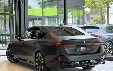 BMW 5 серия, 2025 год, 10 758 000 рублей, 5 фотография