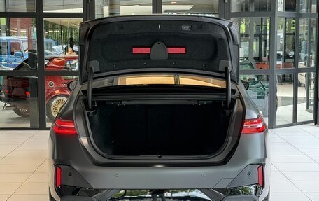 BMW 5 серия, 2025 год, 10 758 000 рублей, 8 фотография