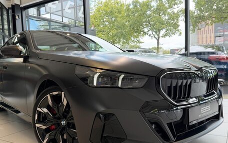 BMW 5 серия, 2025 год, 10 758 000 рублей, 7 фотография