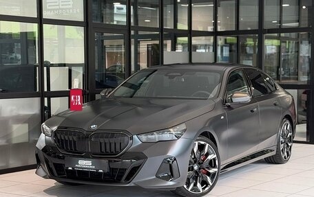 BMW 5 серия, 2025 год, 10 758 000 рублей, 2 фотография