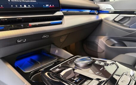 BMW 5 серия, 2025 год, 10 758 000 рублей, 18 фотография