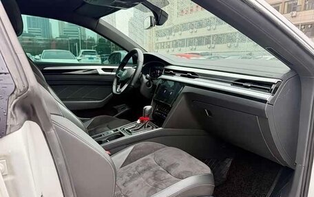 Volkswagen Passat CC, 2024 год, 3 145 013 рублей, 5 фотография