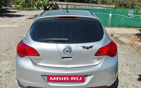Opel Astra J, 2011 год, 689 000 рублей, 18 фотография