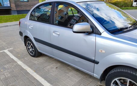 KIA Rio II, 2006 год, 335 000 рублей, 24 фотография