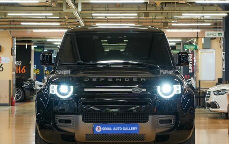 Land Rover Defender II, 2024 год, 8 000 000 рублей, 3 фотография